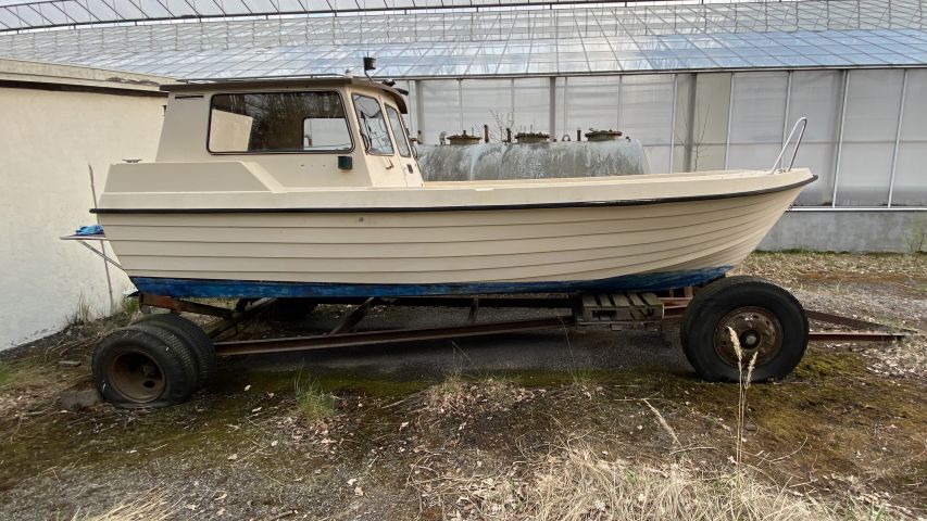 704344-4 Cabin boat - Uttern 720 - Repair object