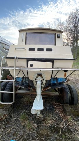 704344-7 Cabin boat - Uttern 720 - Repair object