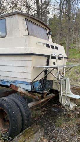 704344-8 Cabin boat - Uttern 720 - Repair object