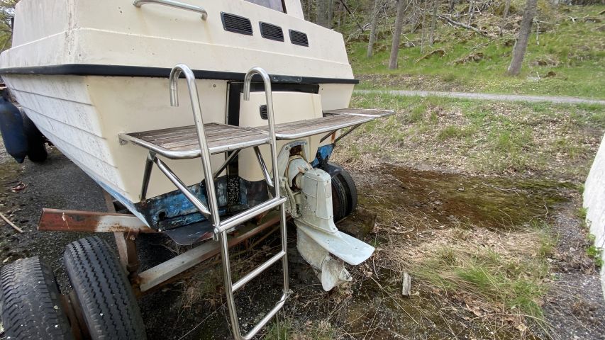 704344-40 Cabin boat - Uttern 720 - Repair object