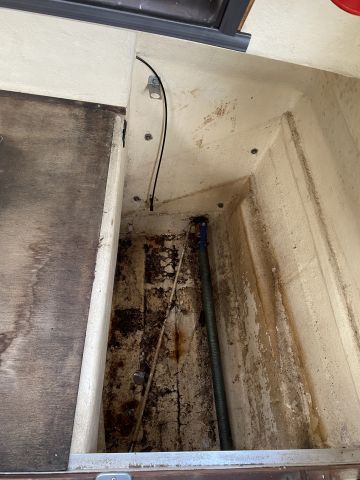 704344-51 Cabin boat - Uttern 720 - Repair object