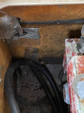 704344-61 Cabin boat - Uttern 720 - Repair object