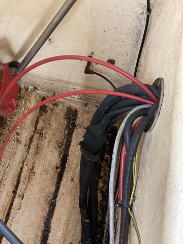 704344-64 Cabin boat - Uttern 720 - Repair object