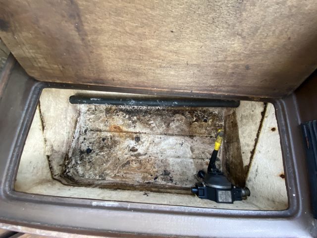 704344-68 Cabin boat - Uttern 720 - Repair object