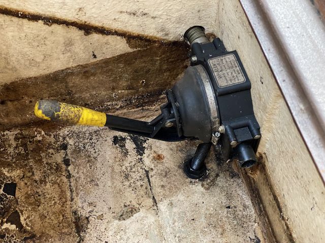 704344-69 Cabin boat - Uttern 720 - Repair object