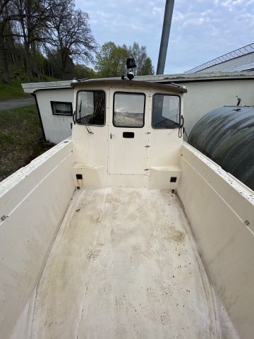 704344-94 Cabin boat - Uttern 720 - Repair object