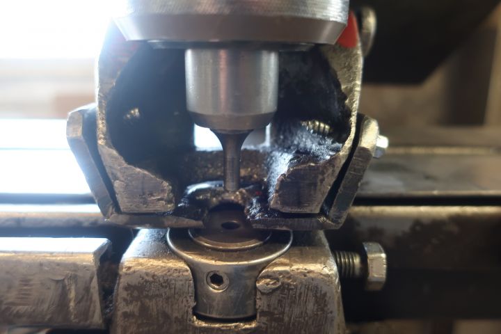 718933-12 Punching machine, Mubea KL30