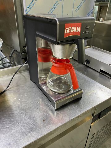 790886-1 Coffee maker, simple. Manual filling. Bravilor Bonnamat