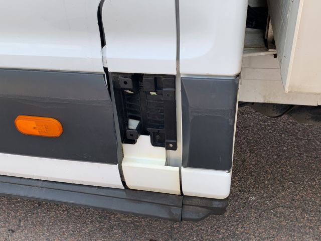 780952-11 Ford Transit 350 2.2 TDCi volume cabinet -2014 (155hp, 257179km)