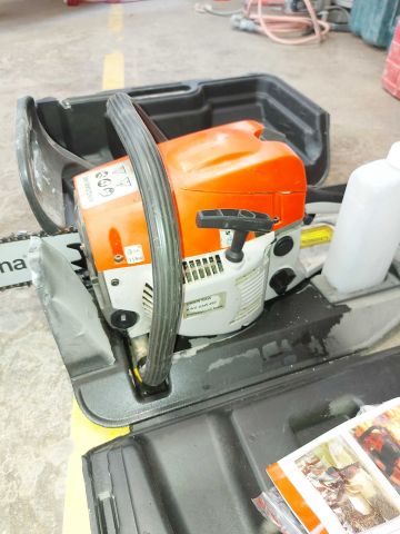 624338-5 Chainsaw, Husqvarna Kingsaw 460