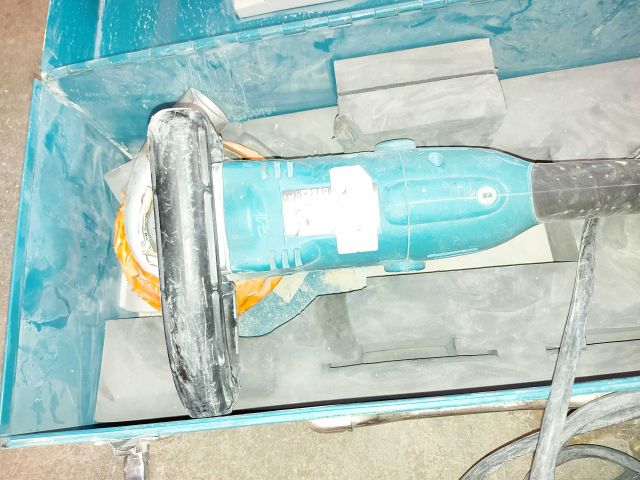 624357-2 Angle slip / concrete slip, Makita PC5000C