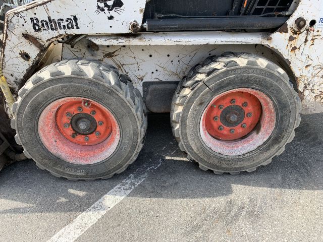 747460-14 BobCat S130 -04 incl. Pit bucket, pallet forks, planer bucket