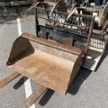 747460-20 BobCat S130 -04 incl. Pit bucket, pallet forks, planer bucket