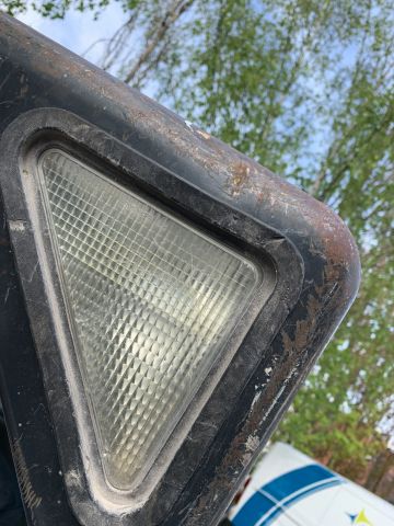 747460-25 BobCat S130 -04 incl. Pit bucket, pallet forks, planer bucket