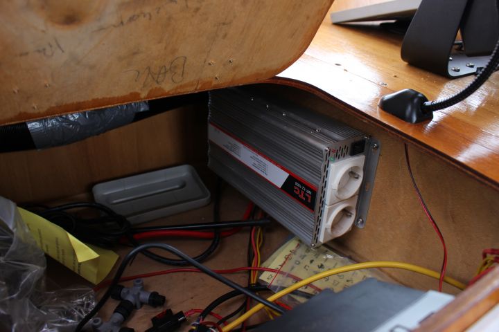 763767-18 Baltic 800 work boat with Vattenjet, Mercruiser 7.3L diesel V8, Garmin 12 "plotter