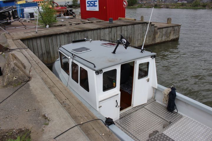 763767-4 Baltic 800 work boat with Vattenjet, Mercruiser 7.3L diesel V8, Garmin 12 "plotter