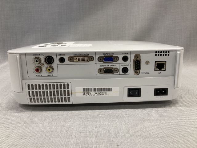 792458-4 Projector NEC NP410