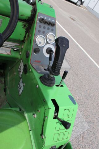 792836-15 Skid steer loader Avant 420 -12 with accessories