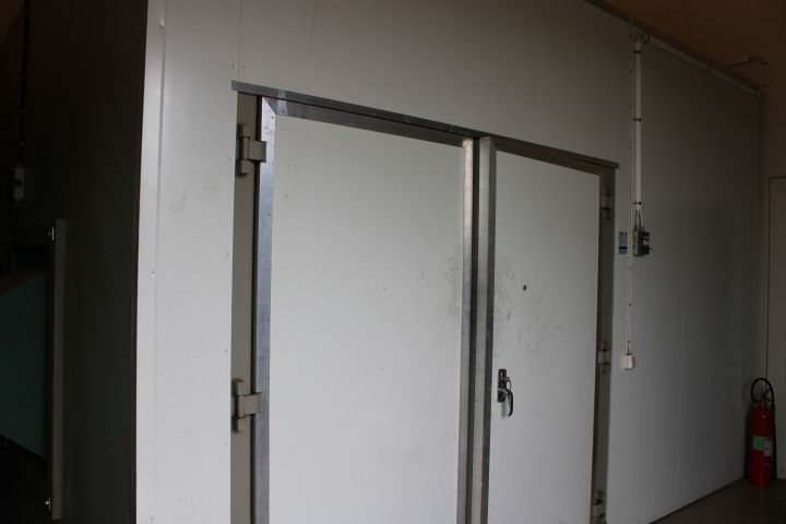 719030-4 Blästercontainer 4.5x3.3m med travers