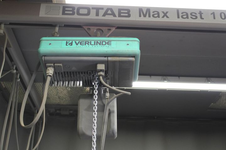 719030-9 Blästercontainer 4.5x3.3m med travers