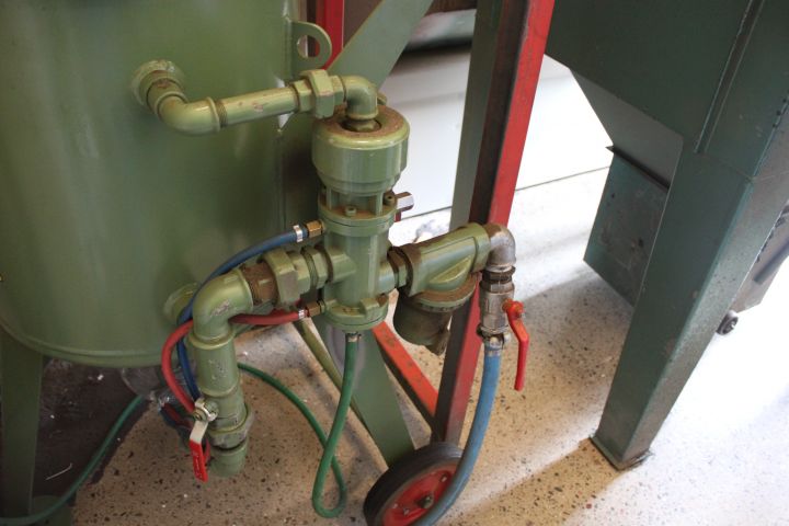 719030-23 Blästercontainer 4.5x3.3m med travers