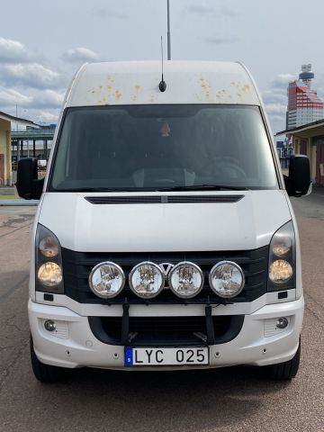 796279-2 Volkswagen Crafter 35 Kombi 2.0 TDI -2012 (161hp, 234206km)