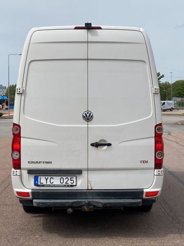 796279-6 Volkswagen Crafter 35 Kombi 2.0 TDI -2012 (161hp, 234206km)