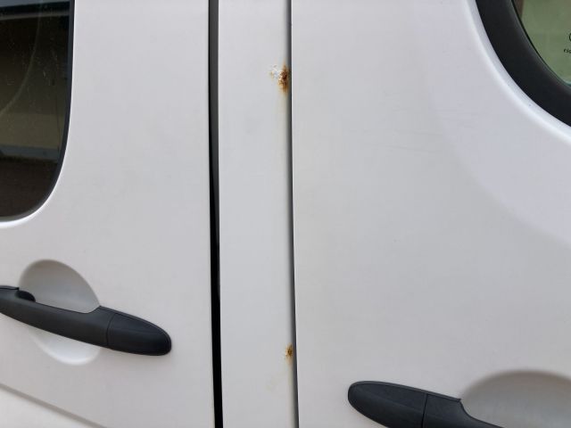 796279-15 Volkswagen Crafter 35 Kombi 2.0 TDI -2012 (161hp, 234206km)