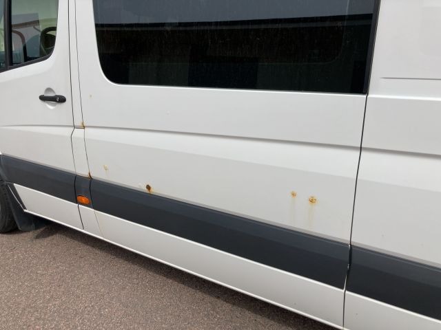 796279-24 Volkswagen Crafter 35 Kombi 2.0 TDI -2012 (161hp, 234206km)