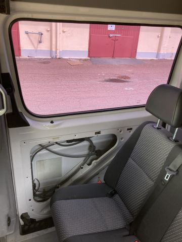 796279-45 Volkswagen Crafter 35 Kombi 2.0 TDI -2012 (161hp, 234206km)