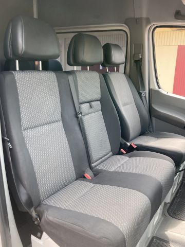 796279-40 Volkswagen Crafter 35 Kombi 2.0 TDI -2012 (161hp, 234206km)