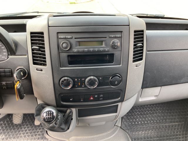 796279-50 Volkswagen Crafter 35 Kombi 2.0 TDI -2012 (161hp, 234206km)