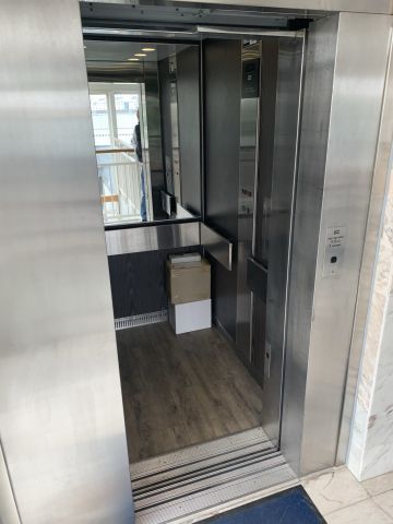 780961-6 Large format printer Canon IPF8400SE