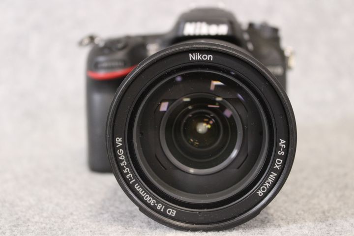 746427-3 System Camera - Nikon - D7100