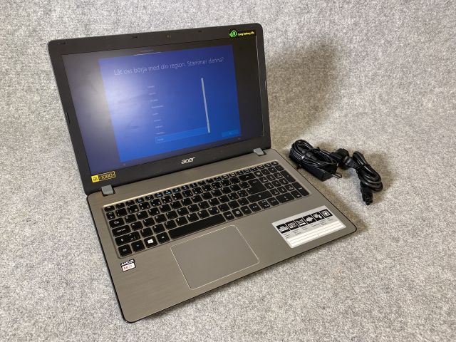 745382-1 Laptop - Acer Aspire F5-522 - 2017