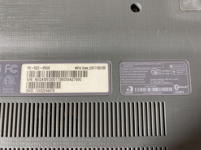 745382-13 Laptop - Acer Aspire F5-522 - 2017