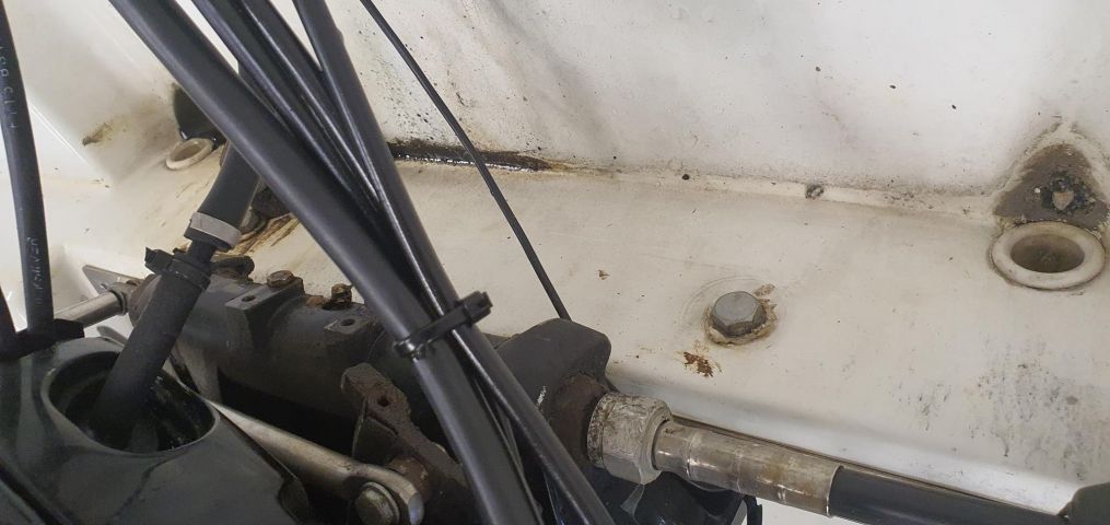 797800-31 Aquamar Bahia 2007 with Mercury 125 hp 2 stroke 2001 + boat trailer Thule 1300kg