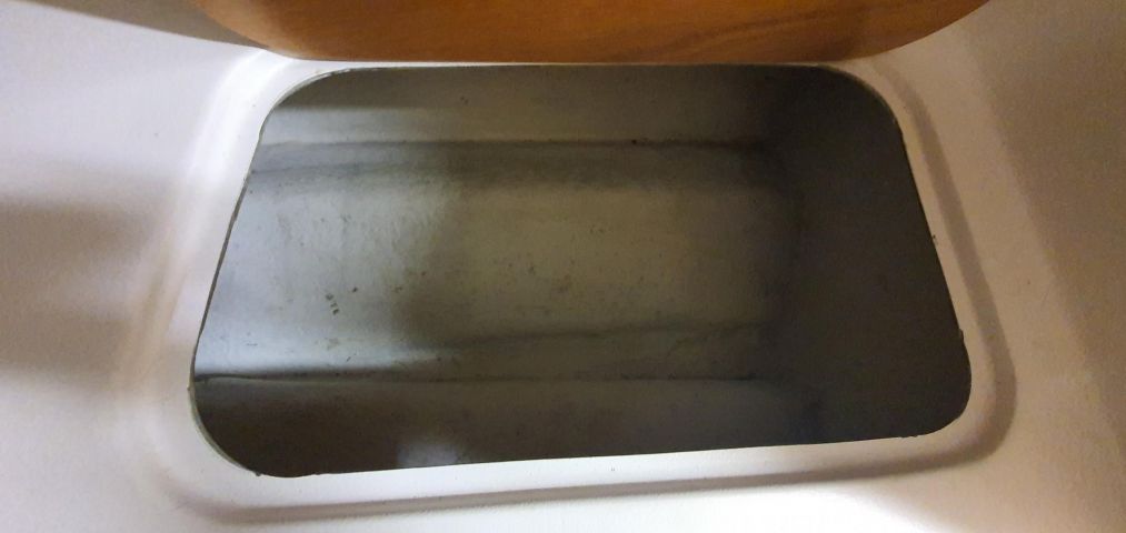 797800-37 Aquamar Bahia 2007 with Mercury 125 hp 2 stroke 2001 + boat trailer Thule 1300kg