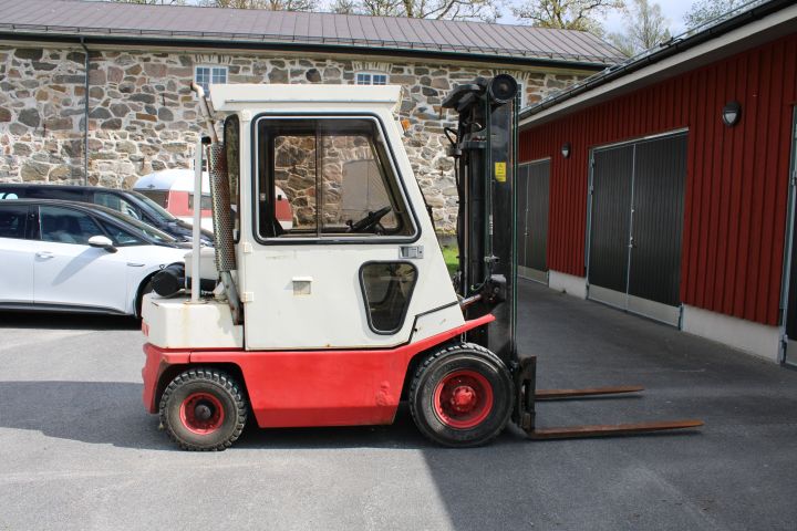 799034-5 Counterbalance Forklift Datsun EFO2A25 (2.5 tons)