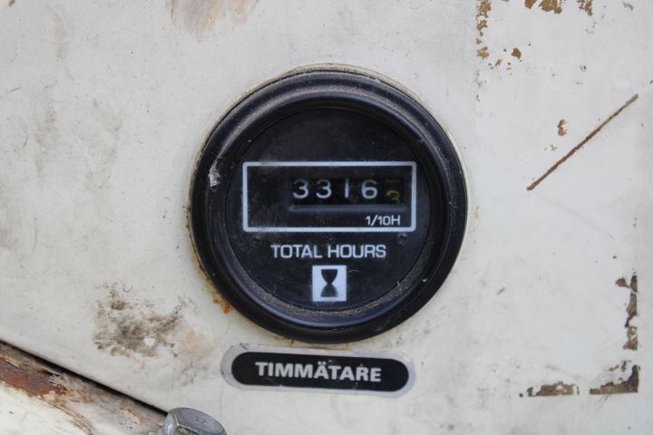 799034-20 Counterbalance Forklift Datsun EFO2A25 (2.5 tons)