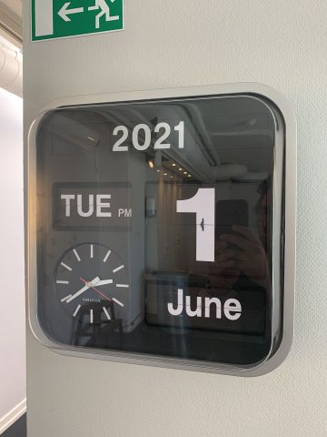 796733-1 Wall clock Retro Karlsson