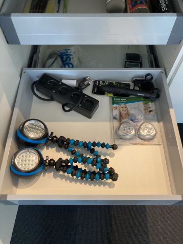 796719-12 Document shredder Fellows as well as tools and office supplies