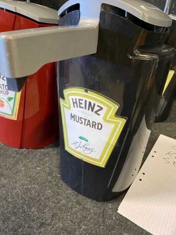 799271-4 6 dispensers for mustard ketchup