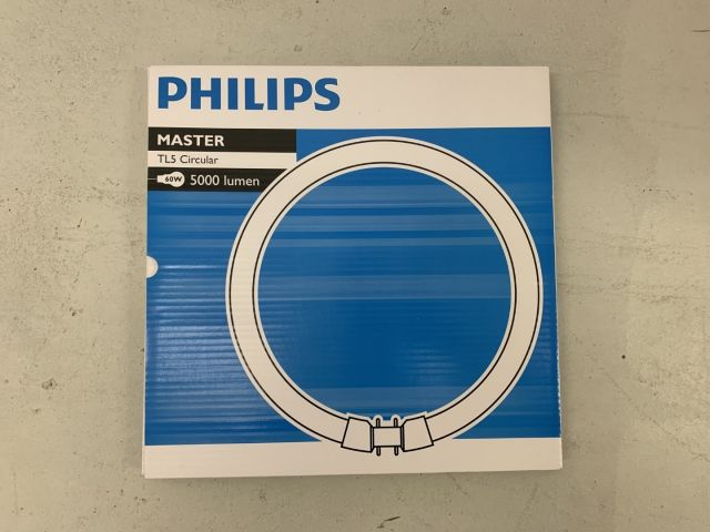 711762-12 Stock compact fluorescent lamps Airam, Osram, Megaman