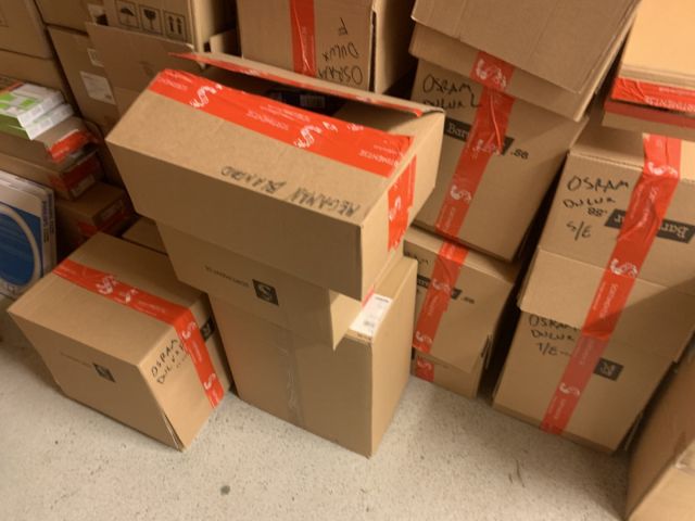 711762-19 Stock compact fluorescent lamps Airam, Osram, Megaman