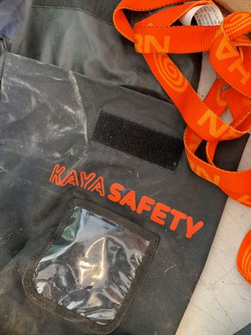 798412-7 Fall protection equipment 2 pcs Kaya Safety, Roofac