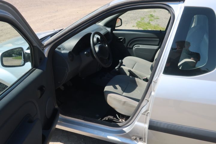 799690-25 DACIA LOGAN PICK-UP, 2010, 84hp