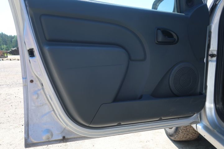 799690-32 DACIA LOGAN PICK-UP, 2010, 84hp