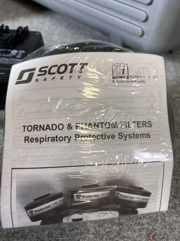 745689-15 Protective mask - SCOTT Phantom Vision with waist belt and battery pack