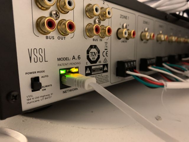 798502-3 Multiroom amplifier VSSL A.6 with five speakers